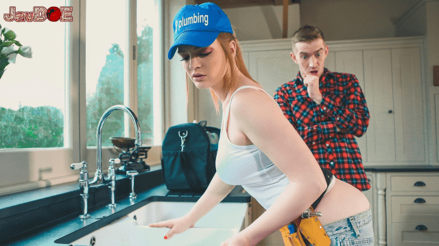 [DigitalPlayground] Carly Rae Summers &amp; Danny D in Plumber's Pussy 05.11.2018