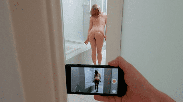 [PervsOnPatrol] Nikki Peach Stepsister Shower Peepshow 04.23.2019